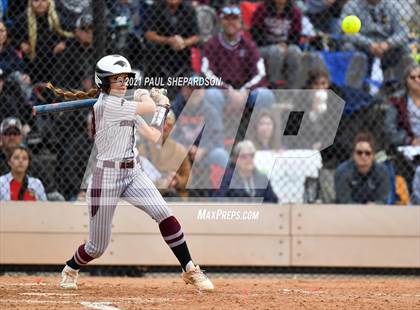 Thumbnail 1 in Horizon vs. Legend (CHSAA 5A State Semifinal Game) photogallery.