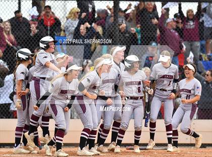 Thumbnail 1 in Horizon vs. Legend (CHSAA 5A State Semifinal Game) photogallery.