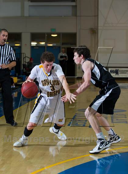 Thumbnail 2 in San Luis Obispo vs Aubd Junior Sharks (National Prep Classic) photogallery.