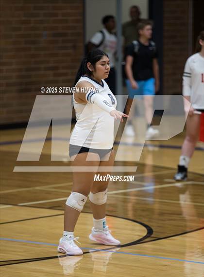 Thumbnail 2 in JV: Wilsonville @ La Salle photogallery.