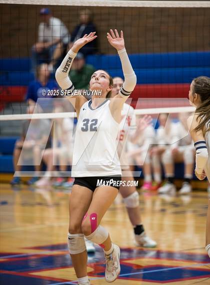 Thumbnail 2 in JV: Wilsonville @ La Salle photogallery.