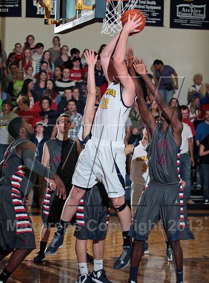 Thumbnail 3 in Seymour vs South-Doyle (District 2-AAA Playoff) photogallery.