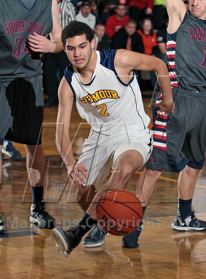 Thumbnail 2 in Seymour vs South-Doyle (District 2-AAA Playoff) photogallery.