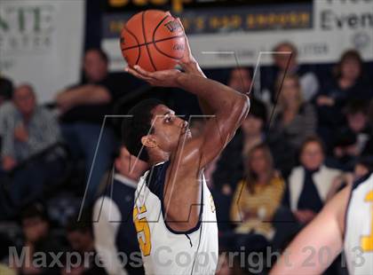 Thumbnail 1 in Seymour vs South-Doyle (District 2-AAA Playoff) photogallery.