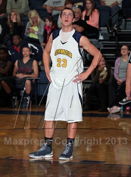 Thumbnail 3 in Seymour vs South-Doyle (District 2-AAA Playoff) photogallery.