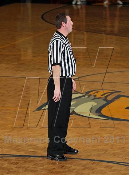 Thumbnail 1 in Seymour vs South-Doyle (District 2-AAA Playoff) photogallery.
