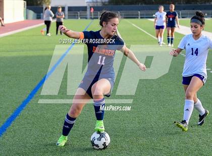 Thumbnail 1 in Warren @ Brandeis photogallery.