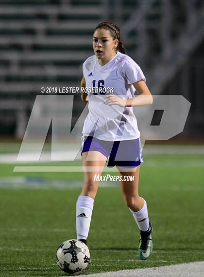 Thumbnail 1 in Warren @ Brandeis photogallery.