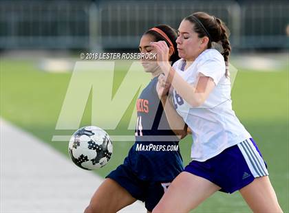 Thumbnail 1 in Warren @ Brandeis photogallery.