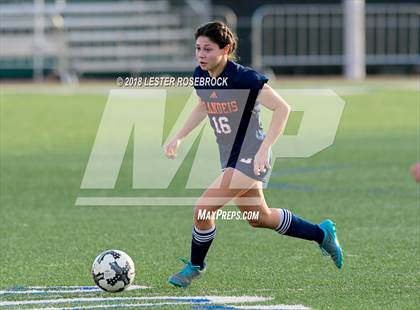 Thumbnail 1 in Warren @ Brandeis photogallery.