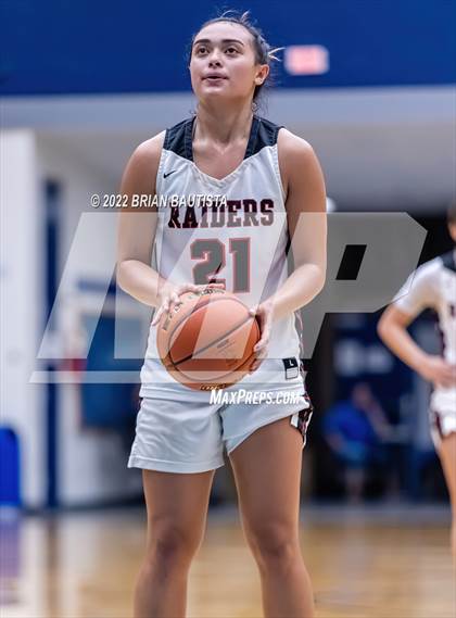Thumbnail 3 in 'Iolani vs Campbell (HHSAA D1 Semifinal Playoff) photogallery.