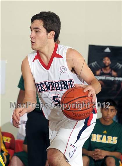 Thumbnail 1 in Sierra Pacific vs. Viewpoint (MaxPreps Holiday Classic) photogallery.