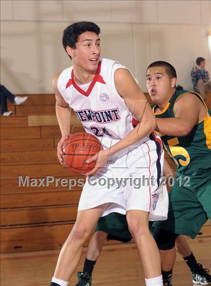 Thumbnail 1 in Sierra Pacific vs. Viewpoint (MaxPreps Holiday Classic) photogallery.