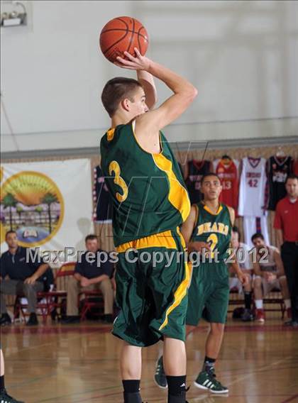 Thumbnail 1 in Sierra Pacific vs. Viewpoint (MaxPreps Holiday Classic) photogallery.