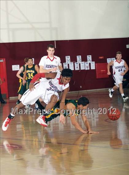Thumbnail 2 in Sierra Pacific vs. Viewpoint (MaxPreps Holiday Classic) photogallery.