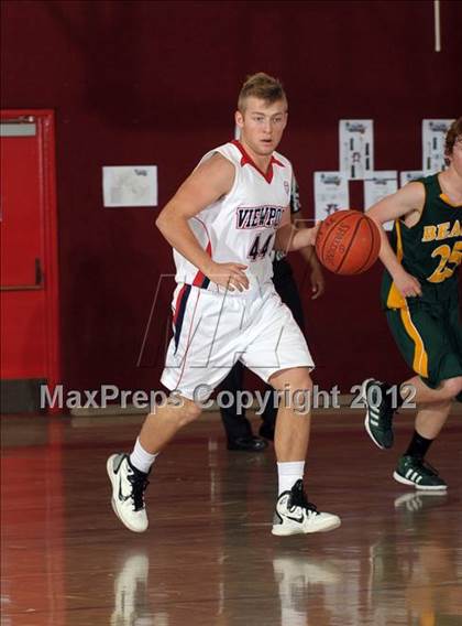 Thumbnail 2 in Sierra Pacific vs. Viewpoint (MaxPreps Holiday Classic) photogallery.