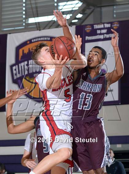 Thumbnail 3 in Johnson vs. Pleasant Grove (St. Hope Elite Classic) photogallery.