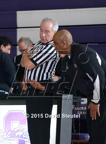 Thumbnail 2 in Johnson vs. Pleasant Grove (St. Hope Elite Classic) photogallery.