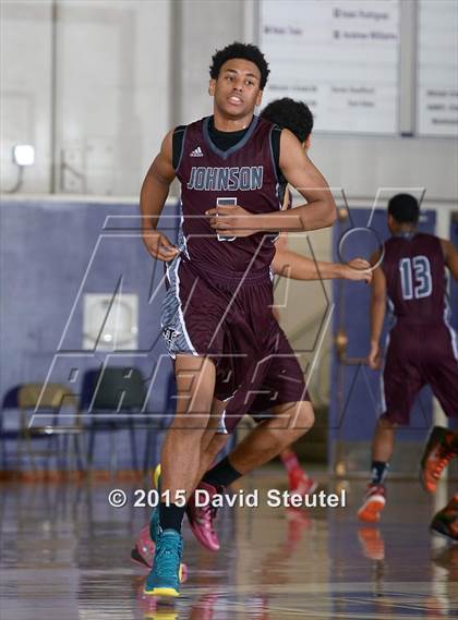 Thumbnail 3 in Johnson vs. Pleasant Grove (St. Hope Elite Classic) photogallery.