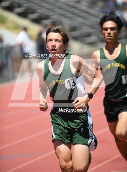 Thumbnail 1 in MCAL Finals (3200 Meters) photogallery.