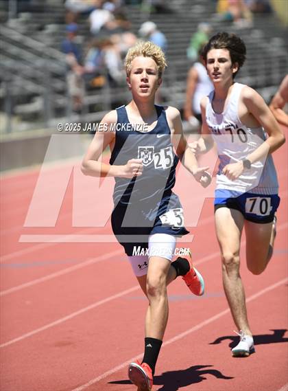 Thumbnail 2 in MCAL Finals (3200 Meters) photogallery.