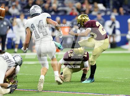 Thumbnail 2 in Indianapolis Lutheran vs. Lafayette Central Catholic (IHSAA 1A State Final)  photogallery.