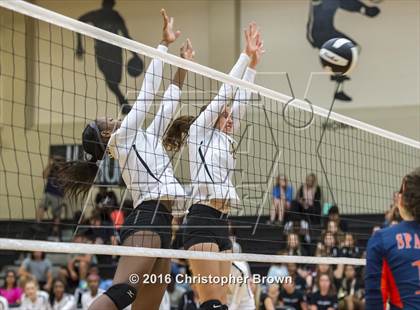 Thumbnail 2 in Foster @ Seven Lakes photogallery.
