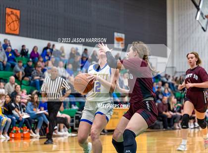 Thumbnail 3 in Dodd City vs. Saint Jo photogallery.