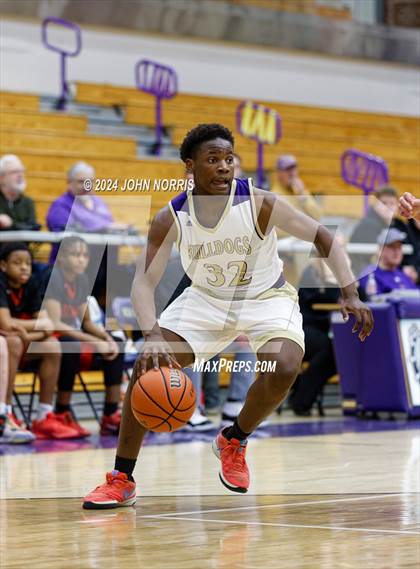 Thumbnail 2 in Fort Wayne Bishop Luers @ New Haven photogallery.