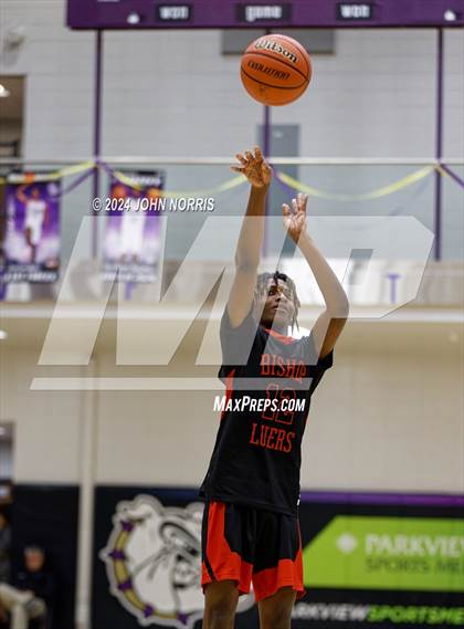 Thumbnail 1 in Fort Wayne Bishop Luers @ New Haven photogallery.