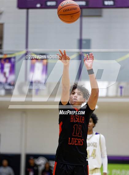 Thumbnail 3 in Fort Wayne Bishop Luers @ New Haven photogallery.