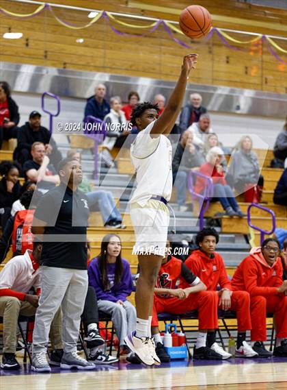 Thumbnail 3 in Fort Wayne Bishop Luers @ New Haven photogallery.
