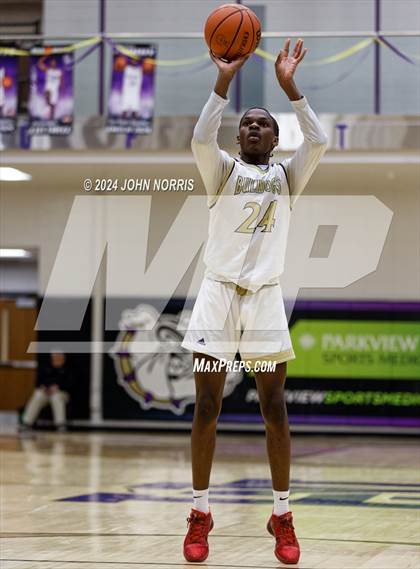 Thumbnail 3 in Fort Wayne Bishop Luers @ New Haven photogallery.