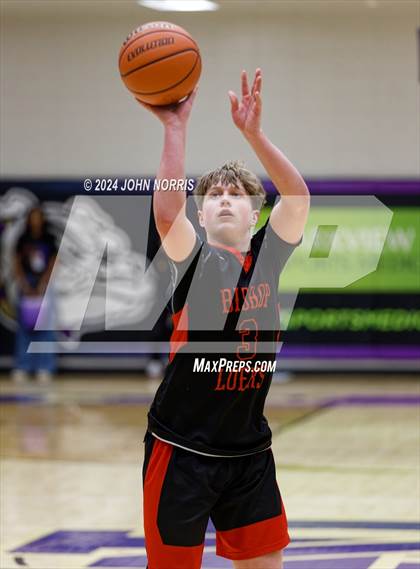 Thumbnail 3 in Fort Wayne Bishop Luers @ New Haven photogallery.