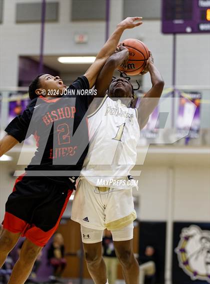 Thumbnail 3 in Fort Wayne Bishop Luers @ New Haven photogallery.