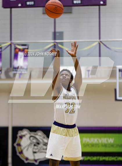 Thumbnail 3 in Fort Wayne Bishop Luers @ New Haven photogallery.