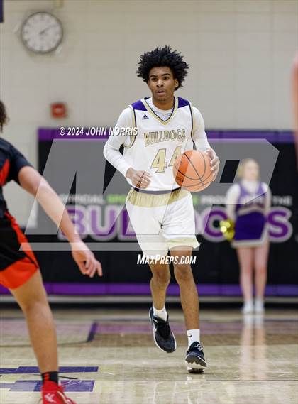 Thumbnail 3 in Fort Wayne Bishop Luers @ New Haven photogallery.