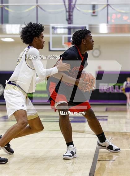 Thumbnail 2 in Fort Wayne Bishop Luers @ New Haven photogallery.