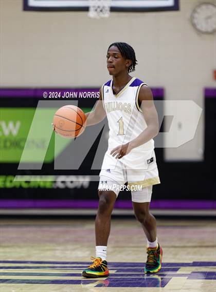 Thumbnail 1 in Fort Wayne Bishop Luers @ New Haven photogallery.