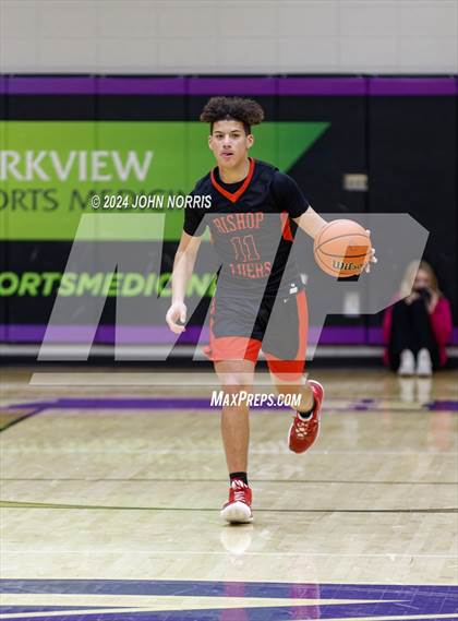 Thumbnail 2 in Fort Wayne Bishop Luers @ New Haven photogallery.