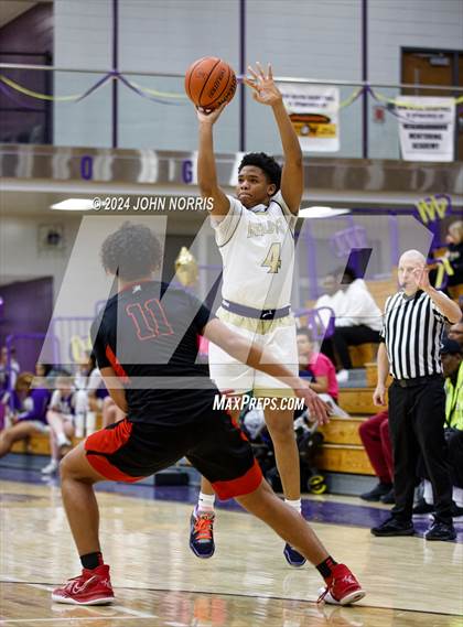Thumbnail 3 in Fort Wayne Bishop Luers @ New Haven photogallery.