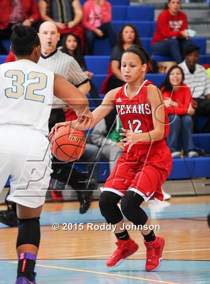 Thumbnail 2 in Pasadena Memorial vs. Ray Corpus Christi (McDonald's Texas Invitational) photogallery.