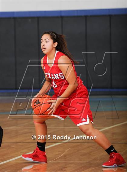 Thumbnail 1 in Pasadena Memorial vs. Ray Corpus Christi (McDonald's Texas Invitational) photogallery.