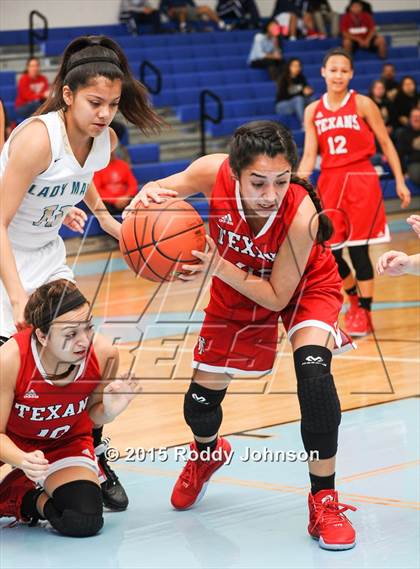 Thumbnail 3 in Pasadena Memorial vs. Ray Corpus Christi (McDonald's Texas Invitational) photogallery.