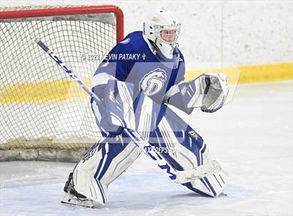 Thumbnail 2 in Darien @ Bishop Hendricken (RI) photogallery.