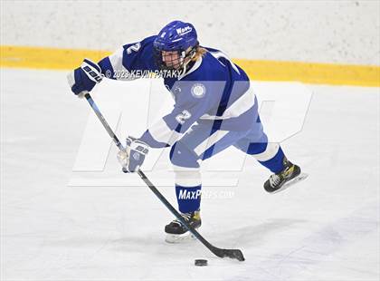 Thumbnail 1 in Darien @ Bishop Hendricken (RI) photogallery.