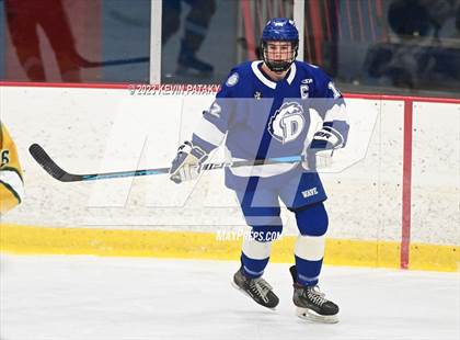Thumbnail 1 in Darien @ Bishop Hendricken (RI) photogallery.