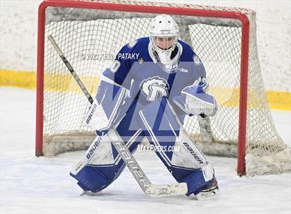 Thumbnail 1 in Darien @ Bishop Hendricken (RI) photogallery.