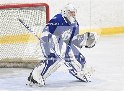 Thumbnail 1 in Darien @ Bishop Hendricken (RI) photogallery.