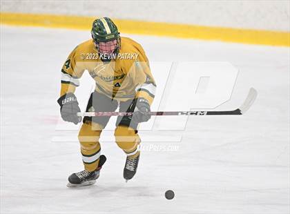 Thumbnail 2 in Darien @ Bishop Hendricken (RI) photogallery.
